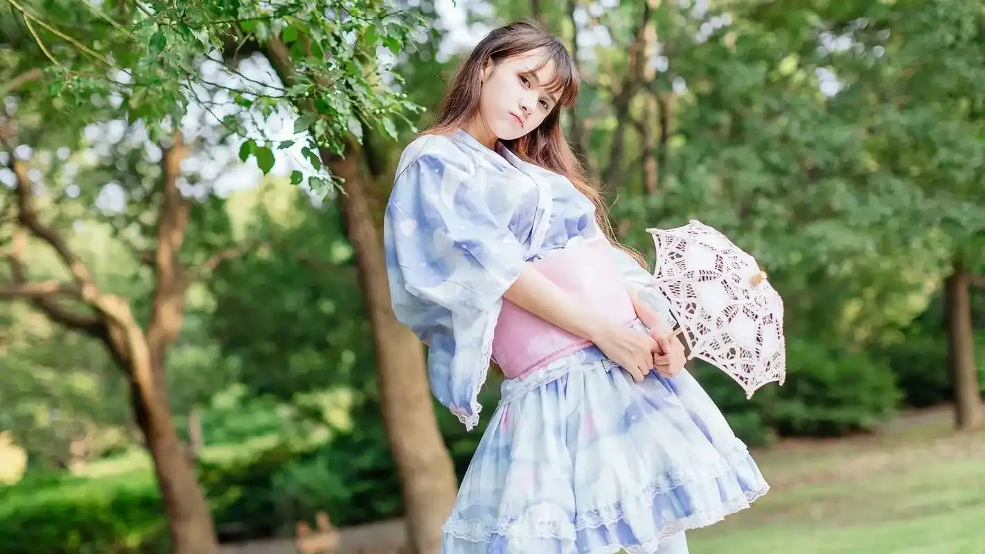 少妇真人直播免费视频用户真实头像
